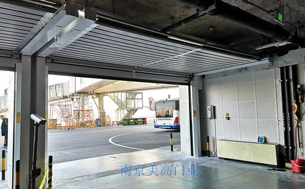 硬质快速卷帘门介绍插图1 硬质快速卷帘门介绍插图1