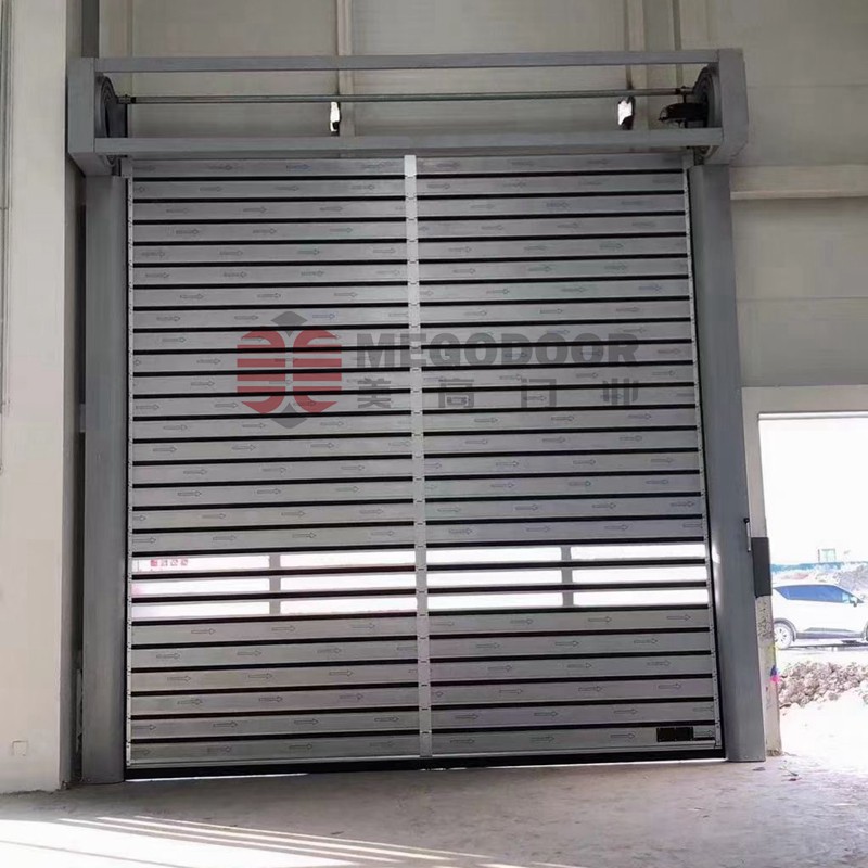 滁州涂装厂硬质快速卷帘门:高效、安全与美观的完美结合插图1 滁州涂装厂硬质快速卷帘门:高效、安全与美观的完美结合插图1