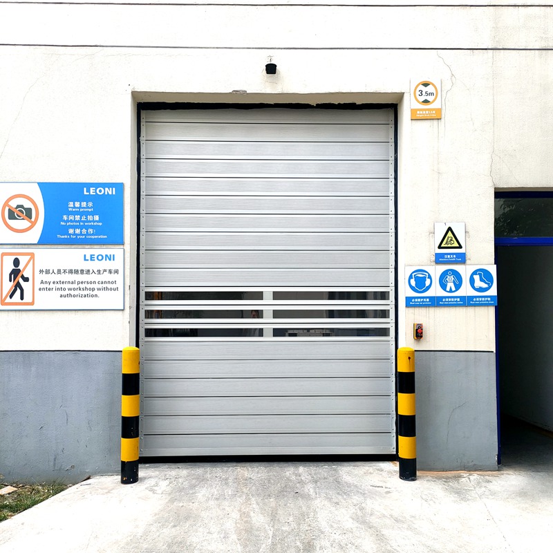 滁州涂装厂硬质快速卷帘门:高效、安全与美观的完美结合插图2 滁州涂装厂硬质快速卷帘门:高效、安全与美观的完美结合插图2