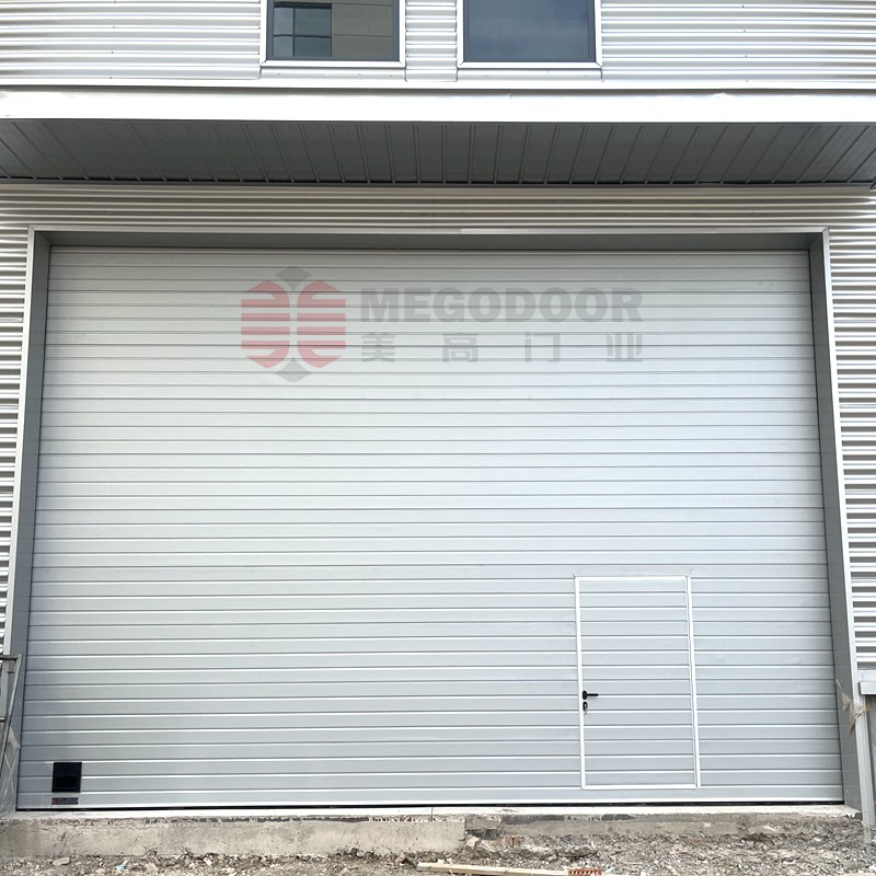 滁州印刷车间通道电动提升门：工业环境的智能守护者插图