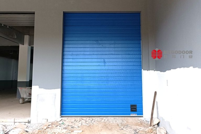 滁州工业厂房专用分段式电动提升门缩略图