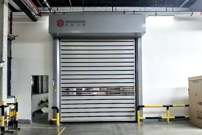 滁州涡轮轨道硬质快速门：工业门控领域的高效节能新标杆插图