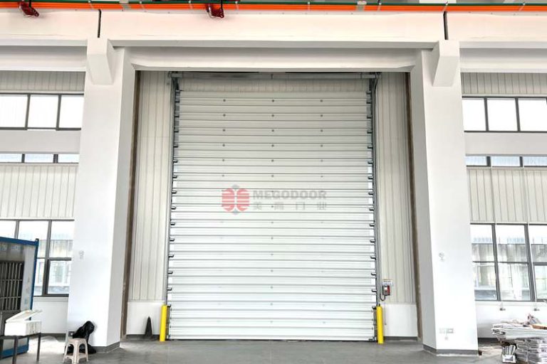 滁州电子厂专用电动工业提升门解决方案缩略图