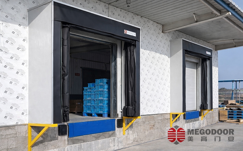 滁州充气门封在仓储冷库装卸口中的应用缩略图