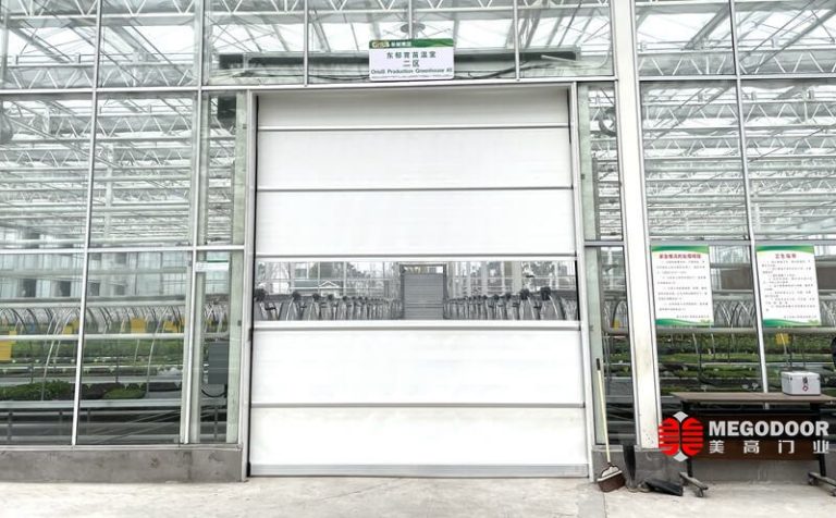 滁州温室大棚用快速门与保温提升门解决方案缩略图 滁州温室大棚用快速门与保温提升门解决方案缩略图