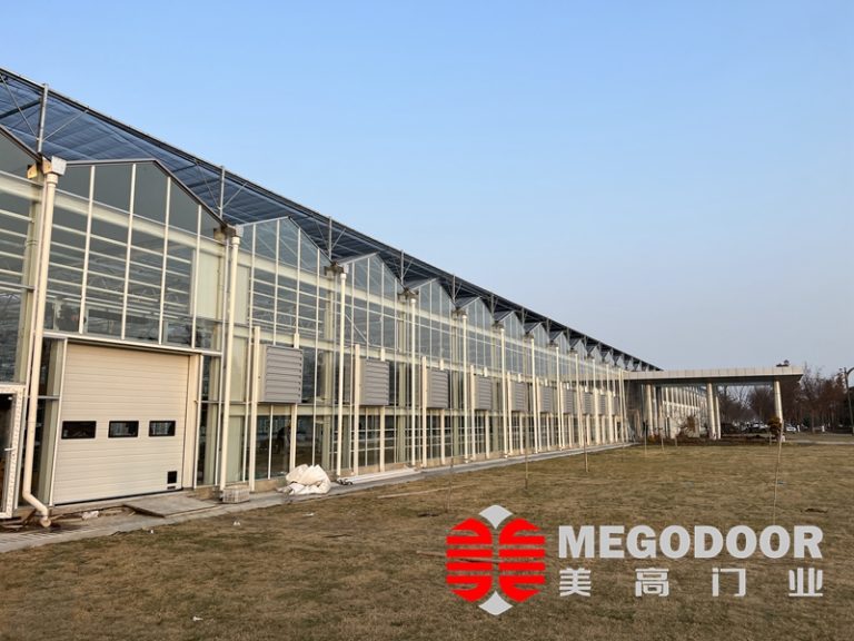 温室大棚用快速门、保温提升门怎么选？美高门业助力滁州温室环境稳定运行缩略图
